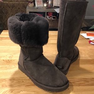 Classic UGG Tall Boot